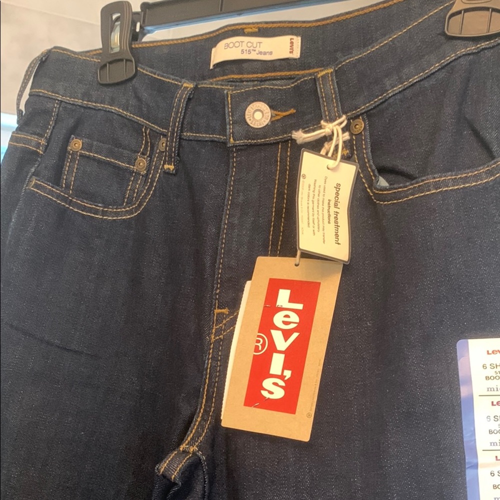 Levi's 515 Bootcut Women's Jeans Size 6 Short - MID-Rise - Picture 4 of 14
